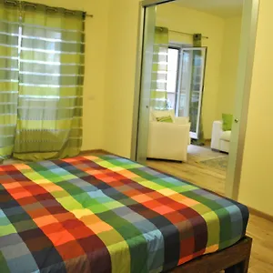 https://demis-home.it-romehotels.com