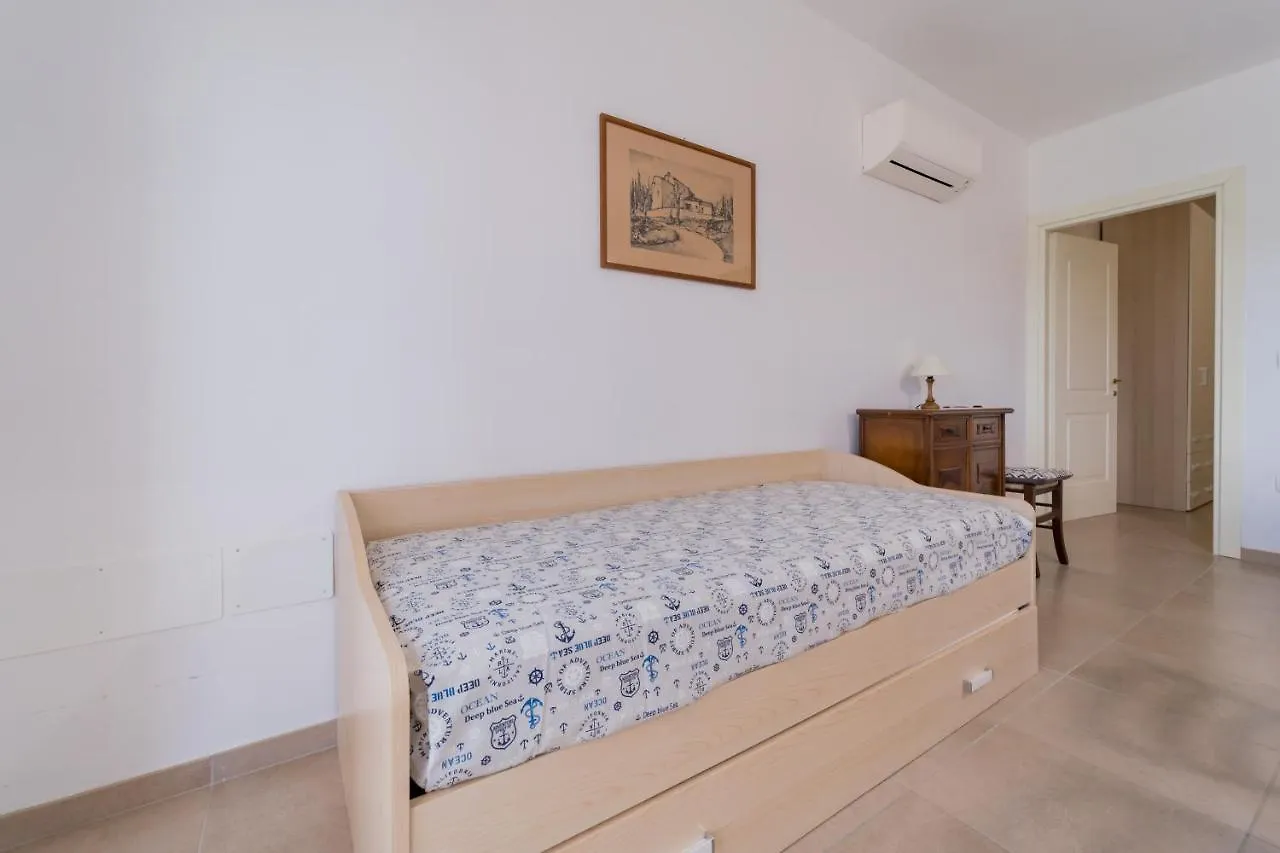 Villa Casa Francesca A Rio - Goelba Casa Leonardi 0*,  Italia